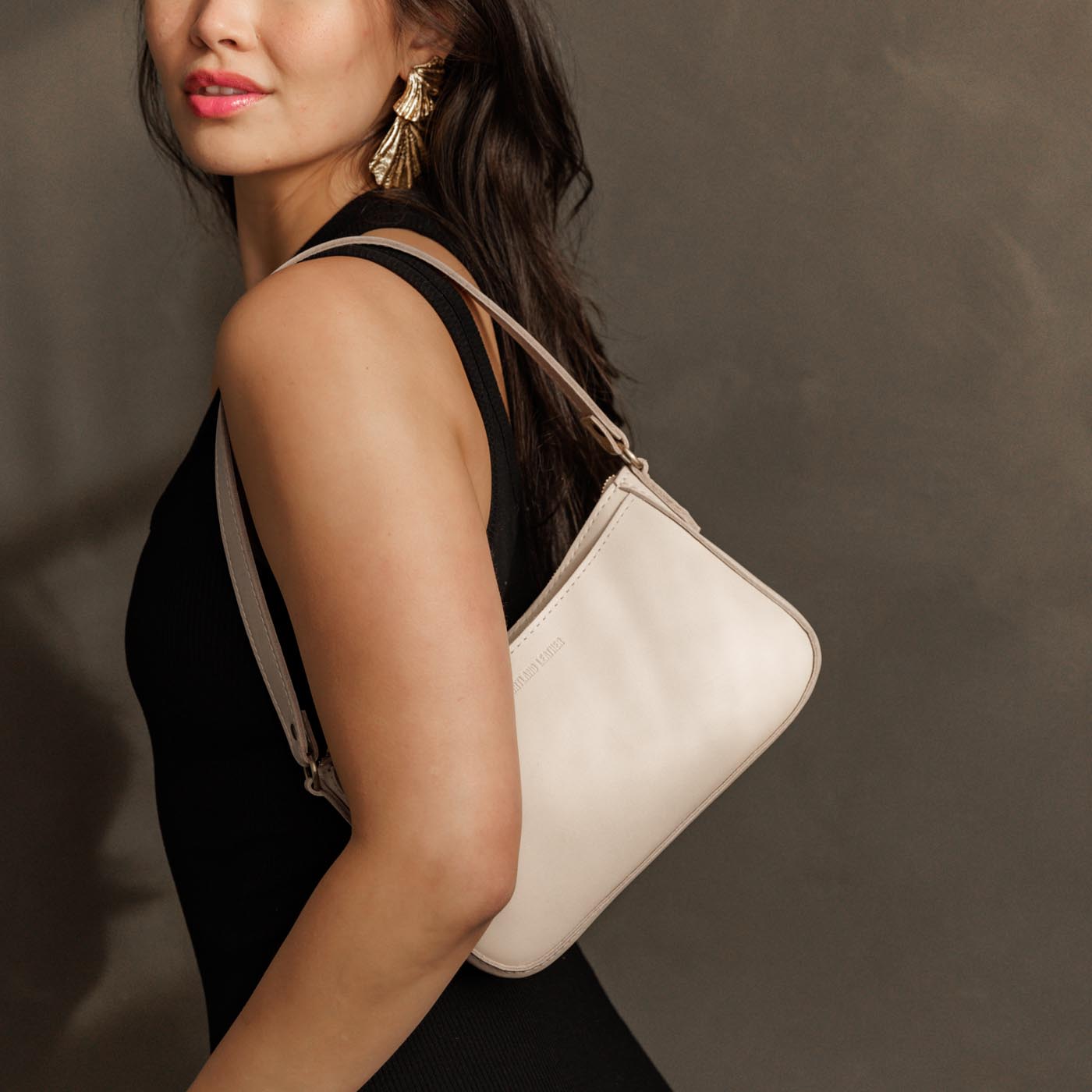 Lucy Shoulder Bag - Image 146