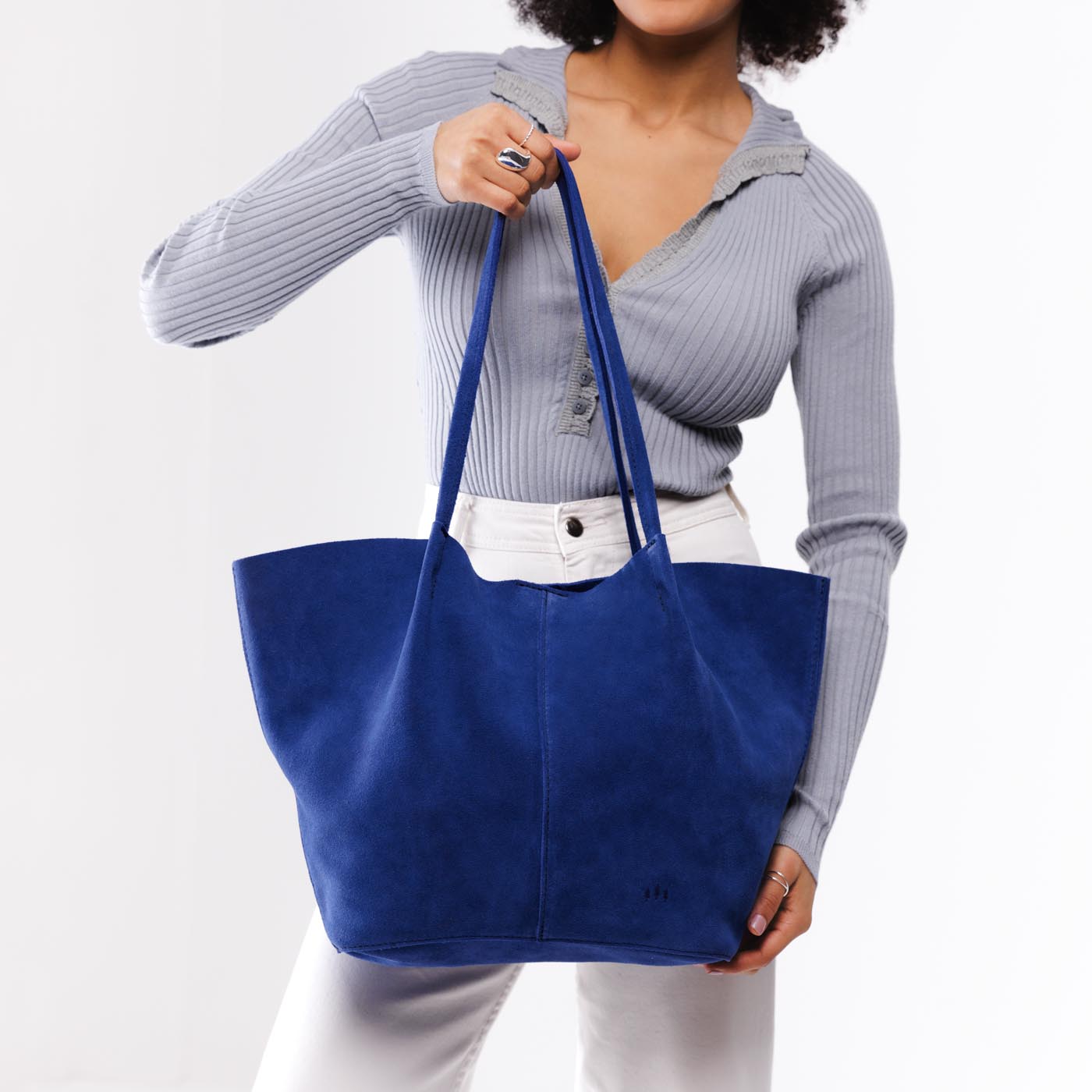 Devan Bucket Tote - Image 167