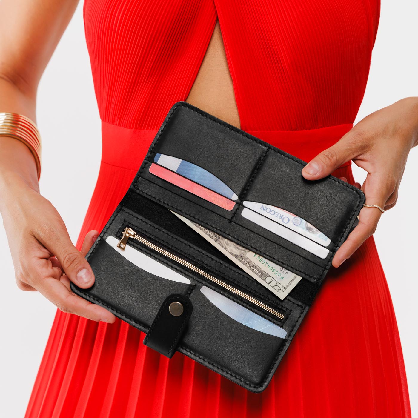 Women's Bifold Wallet - Image 100