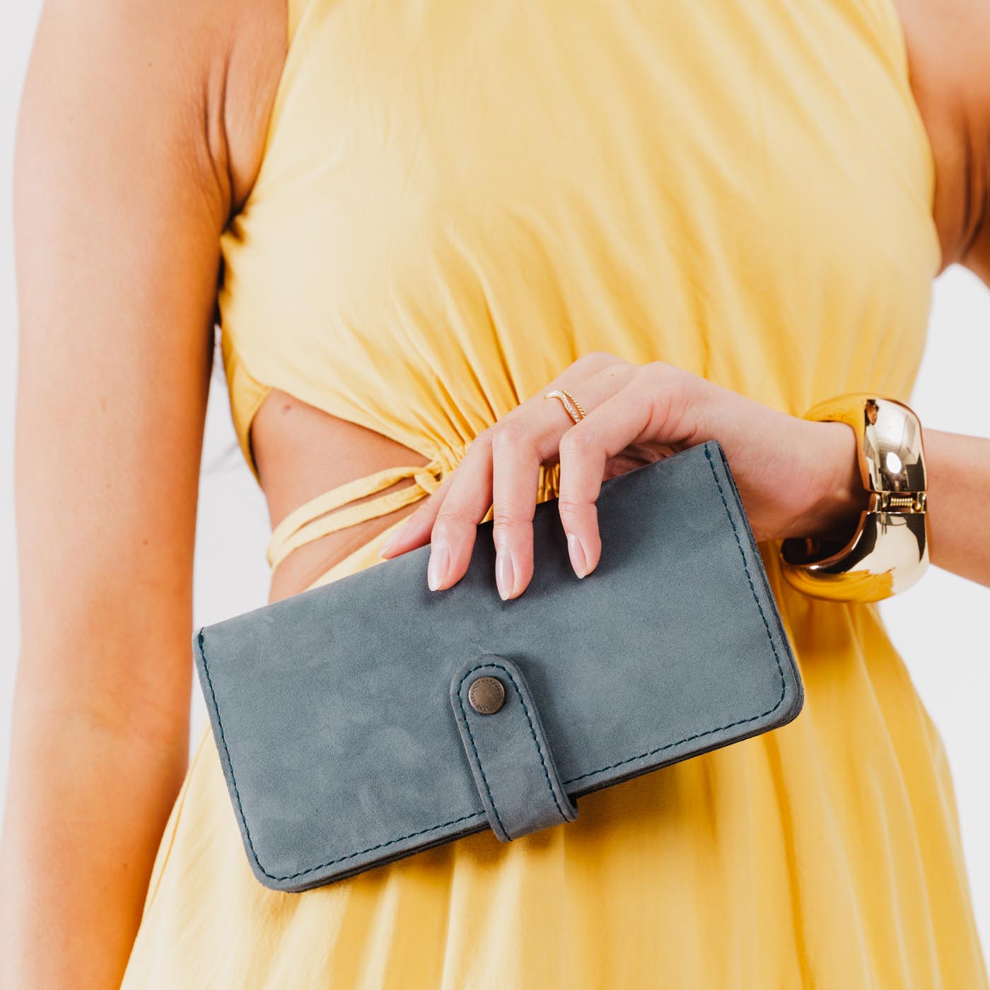 Women's Bifold Wallet - Image 64